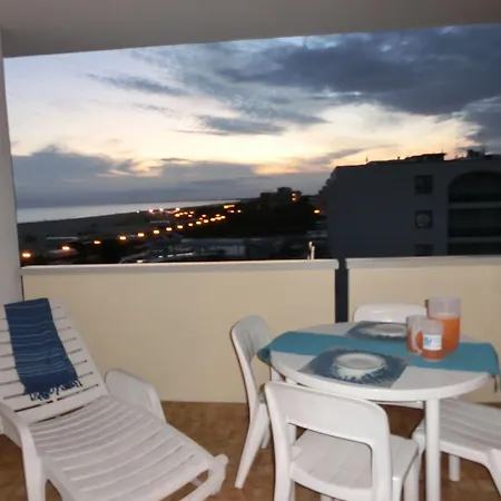 Intimate Coastline With Swimming Pool Apartamento Bibione